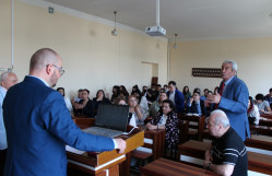 Polşada iqtisadi-coğrafi tədqiqatlar mövzusunda elmi seminar