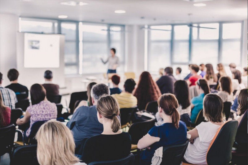 Jurnalstika fakültəsində elmi seminar