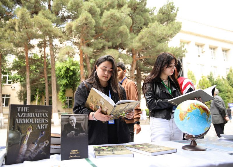 BDU-da I Türk Dünyası Ədəbiyyat və Kitab Festivalının açılışı olub