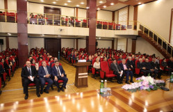 Bilkent Universitetinin professorunun mühazirəsi