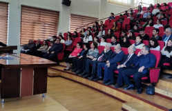 “Beynəlxalq münasibətlər tarixində dönüş yaradan 44 gün” mövzusunda elmi seminar