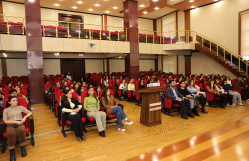 BDU-nun SABAH tələbələrinə “Buraxılış işində tədqiqat metodları” adlı təlim keçirilib