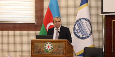 Türkiyənin Bilkent Universitetinin professoru Əmirulla Məmmədov BDU-da mühazirə deyib