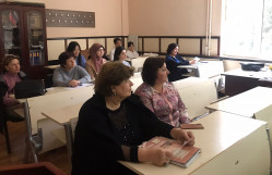 Rus ədəbiyyatı tarixi kafedrasında elmi seminar