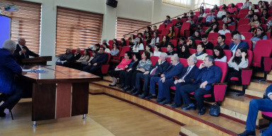 BDU-nun Tarix fakültəsində “Beynəlxalq münasibətlər tarixində dönüş yaradan 44 gün” mövzusunda elmi seminar