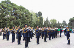 BDU-da Zəfər Günü ilə əlaqədar yürüş keçirilib