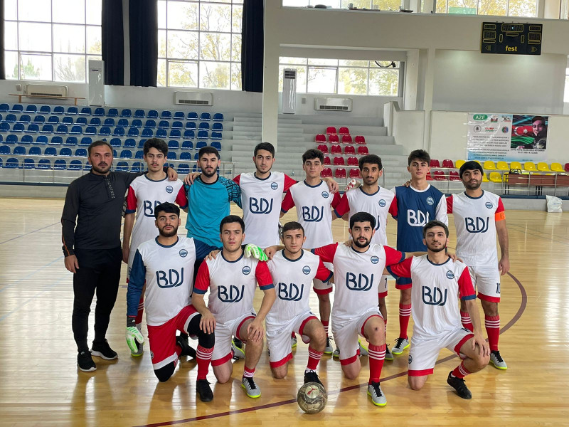 BDU-nun tələbələrdən ibarət futbol komandası turnirin qalibi olub