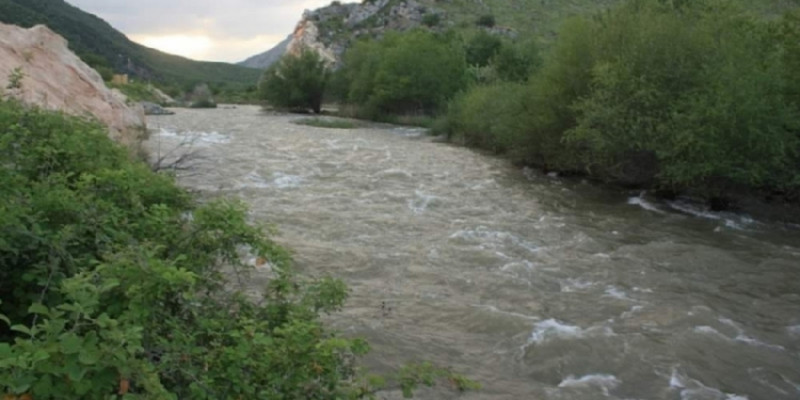 Oxçuçayın çirklənməsi araşdırıb