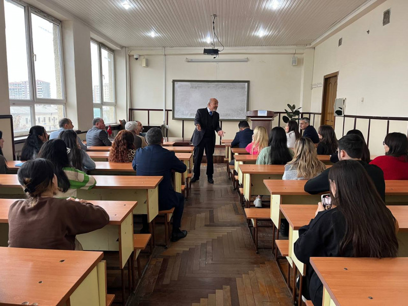 Türkiyənin Kastamonu Universitetinin professoru BDU-da mühazirə deyib