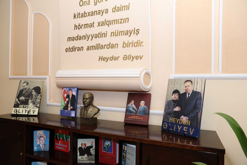 BDU-da “Heydər Əliyev -100” adlı kitab sərgisi