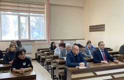 Ekoloji kimya kafedrasının elmi seminarı keçirilib