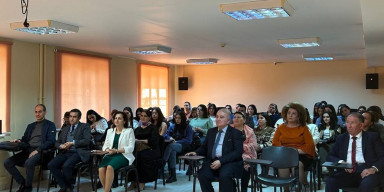 BDU-da elmi mühazirə: “Azərbaycan ədəbiyyatı klassiklərinin əsərlərində Novruz”