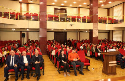 Koronavirusa qarşı vaksin hazırlayan azərbaycanlı alim BDU-da elmi seminar keçirib