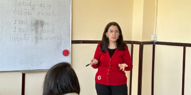 Professor Reyhan Həbiblinin açıq dərsi