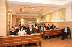 BDU, YAP və Ankara Universitetinin "Müstəqil Azərbaycanın memarı" adlı Beynəlxalq elmi konfransında 110-dan çox məruzə dinlənilib