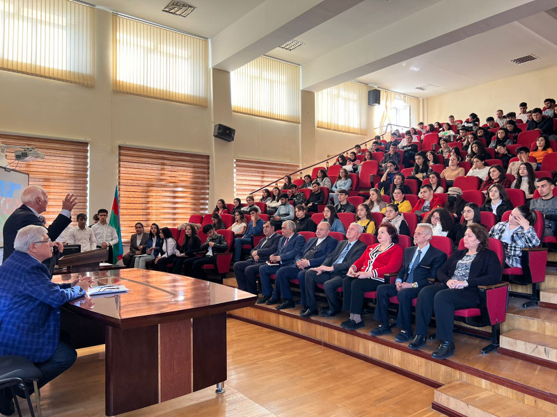 Zəfər Gününə həsr olunmuş “Şeir və incəsənət günü" adlı tədbir keçirilib.