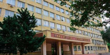 104 yaşlı Bakı Dövlət Universiteti