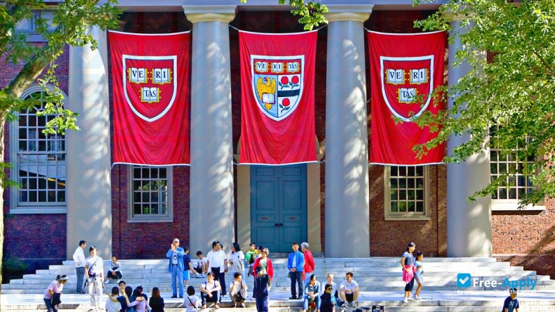 BDU-nun əməkdaşı Harvard Universitetinin təşkil etdiyi kurslarda iştirak edib