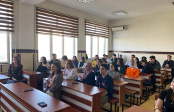 "Təhsil, özünüinkişaf və sağlam karyera mövzusunda” təlim keçirilmişdir. 