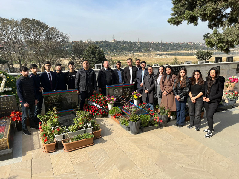 BDU-nun şəhid məzunu Elşən Salayevin məzarı ziyarət olunub