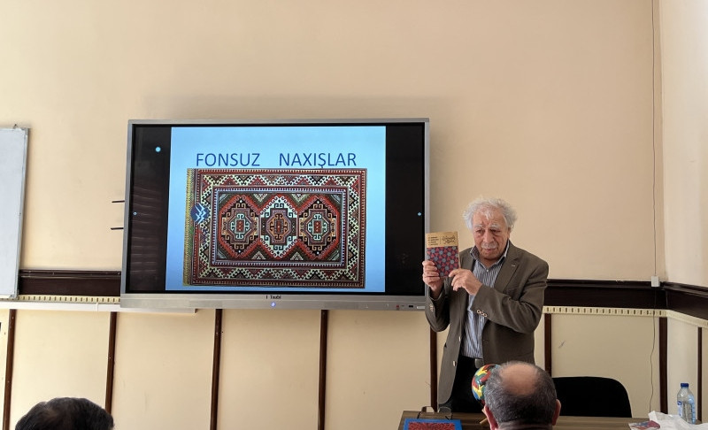 Tanınmış alim İmaməddin Əmiraslanovun təqdimatında Elmi Seminar