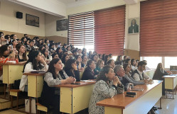 “Genetikada Yeni Çağ: Kök Hüceyrə” adlı tədbir keçirilmişdir.