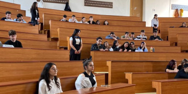 BDU-da Zəfər Gününə həsr edilmiş universitetlərarası “Nə? Harada? Nə zaman?” intellektual oyunu