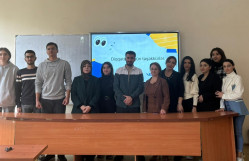 Fizika fakültəsi Tələbə Elmi Cəmiyyətinin elmi seminarı keçirilib