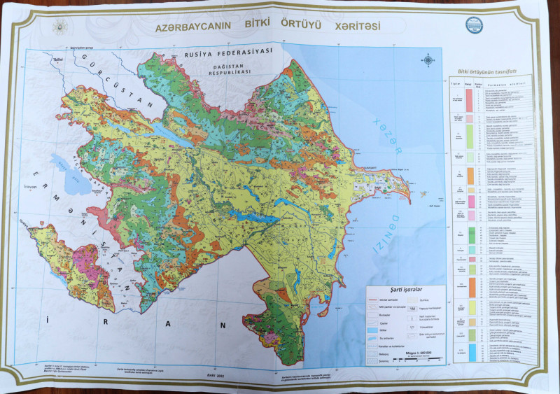 Professor Elşad Qurbanov “Azərbaycan Respublikasinin bitki örtüyü xəritəsi”ni tərtib edib
