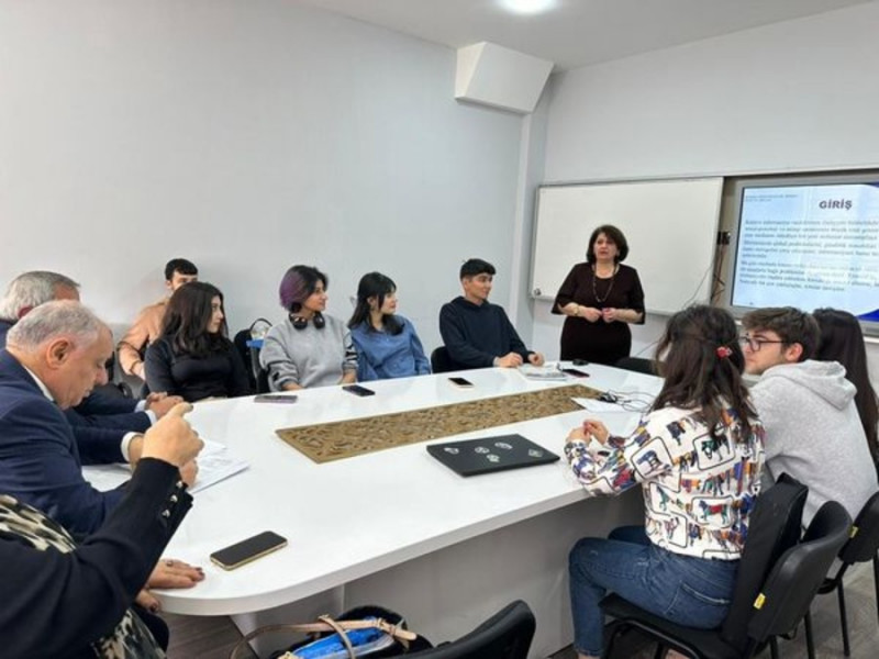 “Mediada uşaq mövzularının işıqlandırılma özəllikləri” mövzusunda elmi seminar