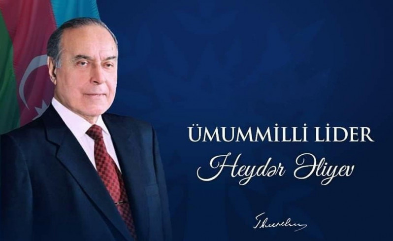 "Xalq Heydər söyləyəcək" mahnısını urdu dilində