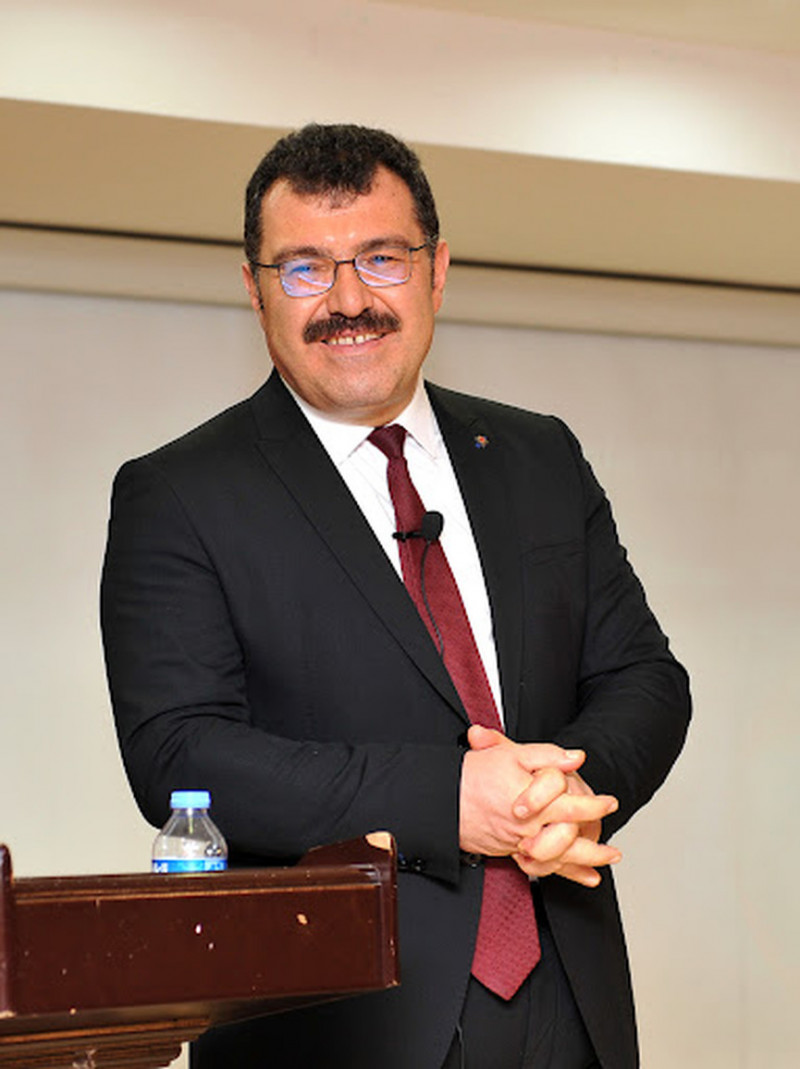 Türkiyənin Elmi və Texnoloji Tədqiqat Şurasının (TÜBİTAK) prezidenti Hasan Mandal Bakı Dövlət Universitetinin  müəllim-tələbə heyəti ilə görüş keçiriləcək