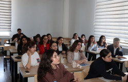 BDU-nun Jurnalistika fakültəsinin tələbələri üçün növbəti seminar keçirilib