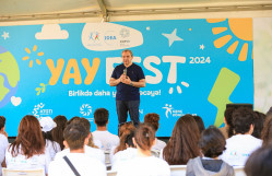 BDU rektoru Elçin Babayev "Yay Fest"də gənclərlə görüşüb