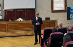 BDU-da elmi seminar: “İqlim dəyişmələri kontekstində Azərbaycanın florasının biocoğrafiyası və biomüxtəlifliyi”