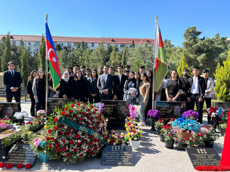 BDU-nun şəhid məzunu Vüqar Məmmədovun məzarı ziyarət olunub