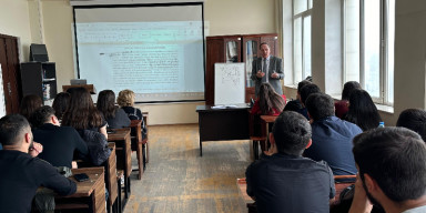 "Tarixi tədqiqatlarda riyazi metodlardan istifadənin əhəmiyyəti"  mövzusunda elmi seminarı keçirilmişdir.