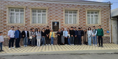 BDU-NUN ŞƏHİD MƏZUNU ERKİN HÜSEYNOVUN MƏZARI ZİYARƏT OLUNUB