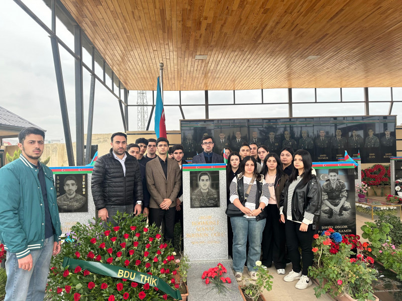 BDU-nun şəhid məzunları Ataməli Musaoğlu və Manaf Bəhmənlinin məzarları ziyarət olunub