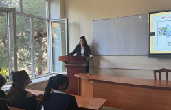 Fizika fakültəsi Tələbə Elmi Cəmiyyətinin elmi seminarı keçirilib