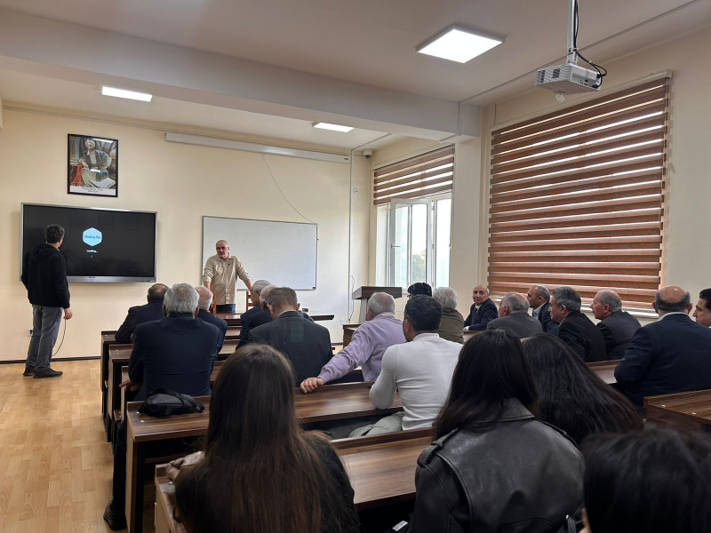 Mexanika – riyaziyyat fakültəsində türkiyəli professor seminar keçdi