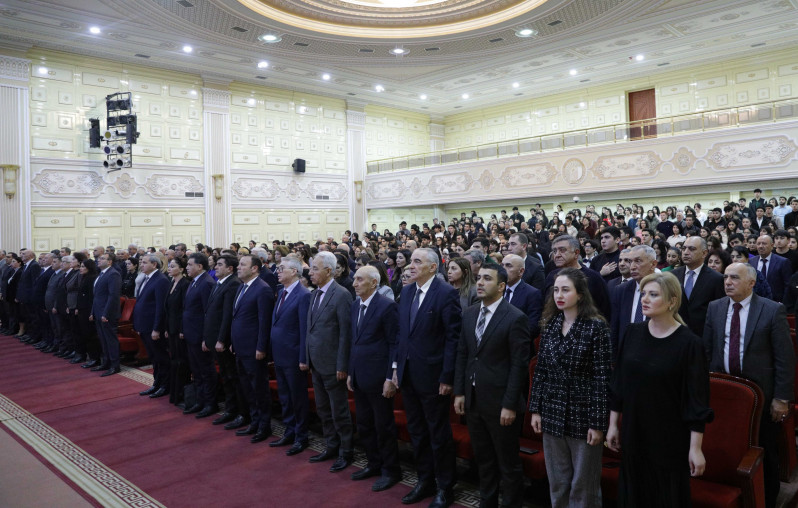 BDU-da Ümummilli Lider Heydər Əliyevin anım gününə həsr olunmuş tədbir keçirilib