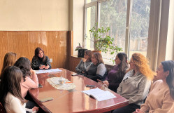 “Güney Azərbaycan şairi Həkim Tilimxanın leksikası” mövzusunda elmi seminar