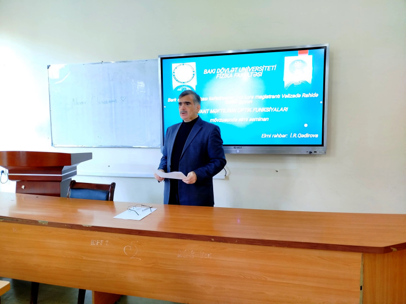 Bərk cisimlər fizikası kafedrasının elmi seminarı keçirilib