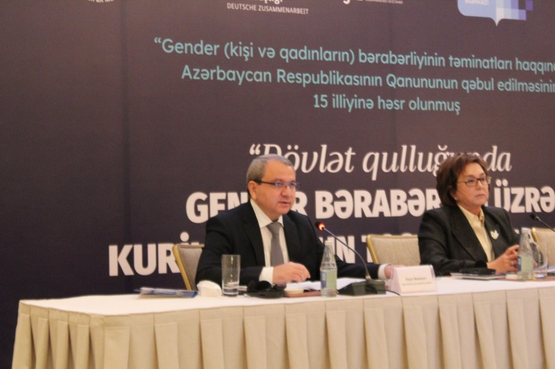 BDU-nun rektoru “Dövlət qulluğunda gender bərabərliyi üzrə Kurikulum” kitabının təqdimat mərasimində çıxış edib