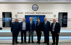 Akdeniz Universitetinin professoru BDU-da meyvə və tərəvəzlərdə keyfiyyətin qorunmasına dair mühazirə oxuyub