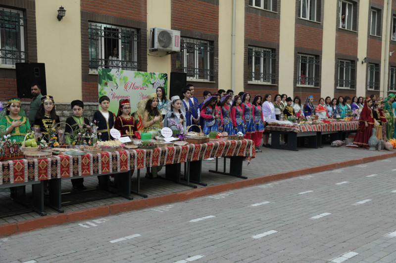 BDU-nun nəzdində “Gənc istedadlar” liseyində Novruz şənliyi