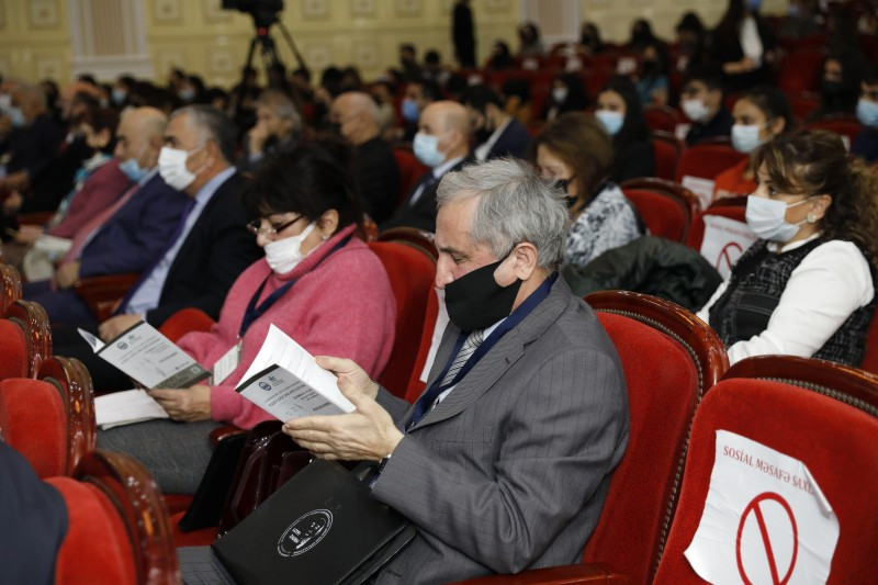 BDU-da “Qeyri-səlis məntiq və tətbiqləri” mövzusunda Beynəlxalq elmi konfransının açılış mərasimi keçirilib