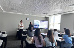 BDU əməkdaşları təhsil sərgisində abituriyentlər üçün infossesiya keçirib