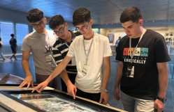 "Konstitusiya və Suverenlik İli"nə həsr olunmuş Yay düşərgəsinin iştirakçıları Quba Soyqırımı Memorial Kompleksində